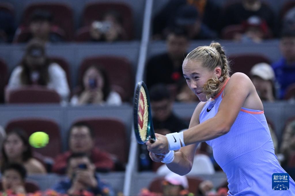 与勒沃库森 与勒沃库森